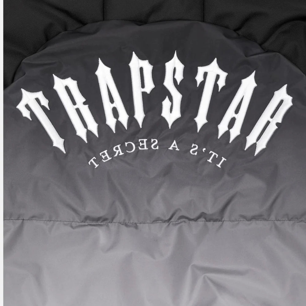 
                  
                    Trapstar Irongate Hooded Puffer 2.0 Jacket - Black Gradient
                  
                