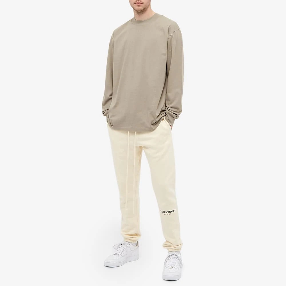 
                  
                    Essentials Sweatpants (SS21) Buttercream
                  
                