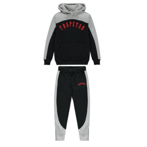 
                  
                    Trapstar Irongate Arch Chenille Hooded Tracksuit Black Red
                  
                